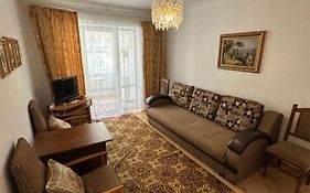 Затишна 2 кімнатна квартира Трускавець